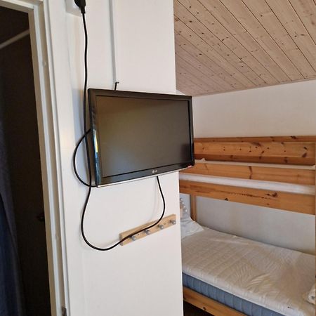 Lovsjoebadens Camping Jonkoping Exterior photo